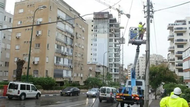 IEC workers in Netanyahu