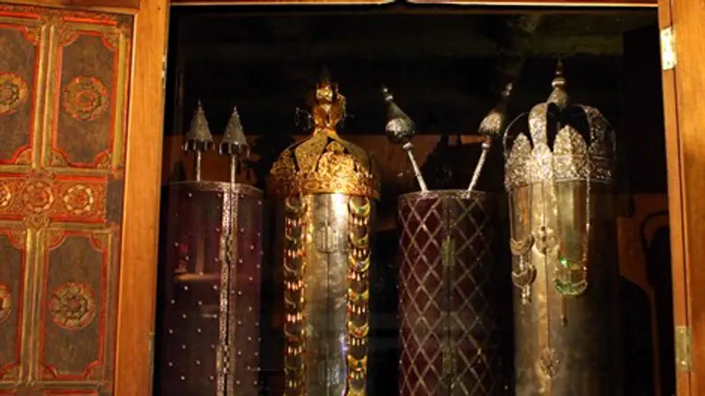 ספרי תורה. אילוסטרציה