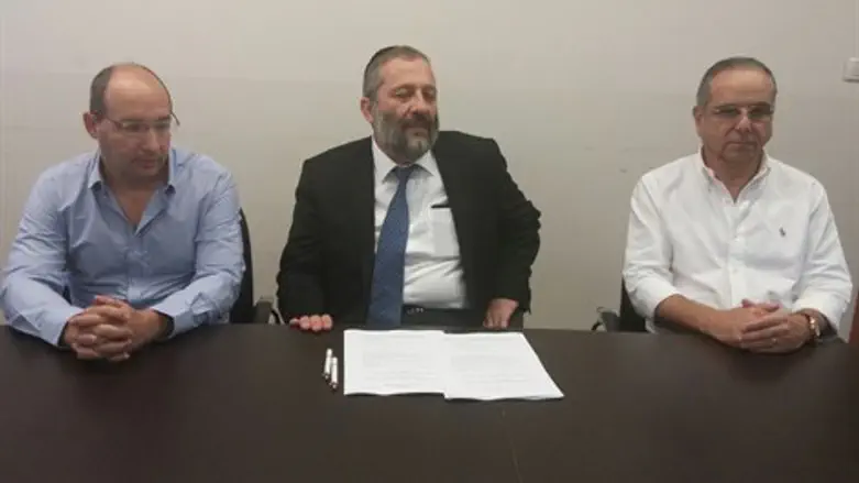 מעמד חתימת ההסכם