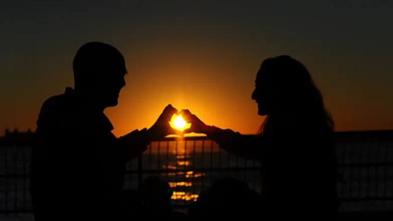 אורות וזיקוקים