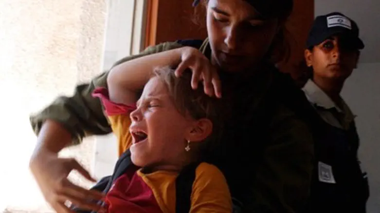 Young girl removed from her home in Disengagement