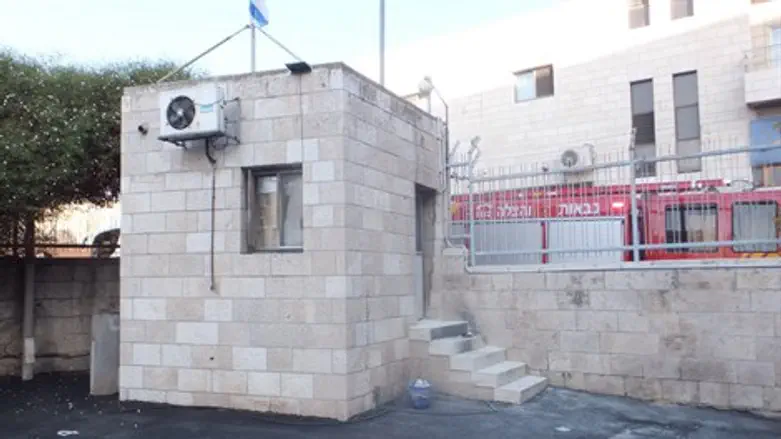 חצר בית המשפט המחוזי בירושלים