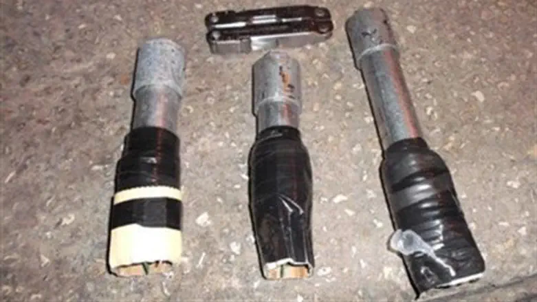 Самодельные бомбы (Иллюстрация)