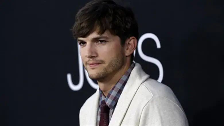 Ashton Kutcher's Sound Ventures invests in Israeli app Moovit