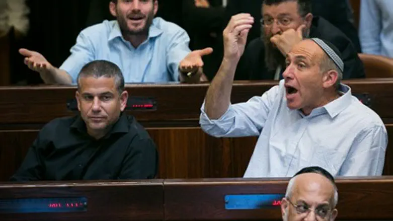 Moti Yogev (r), Yinon Magal