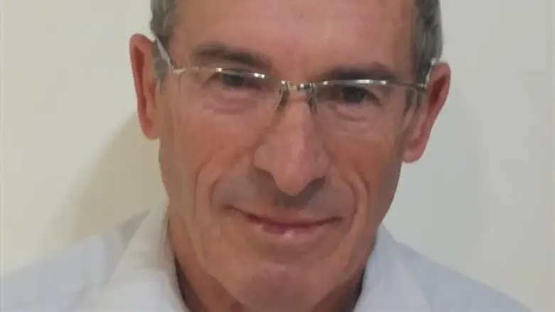 בצלאל טרייבר