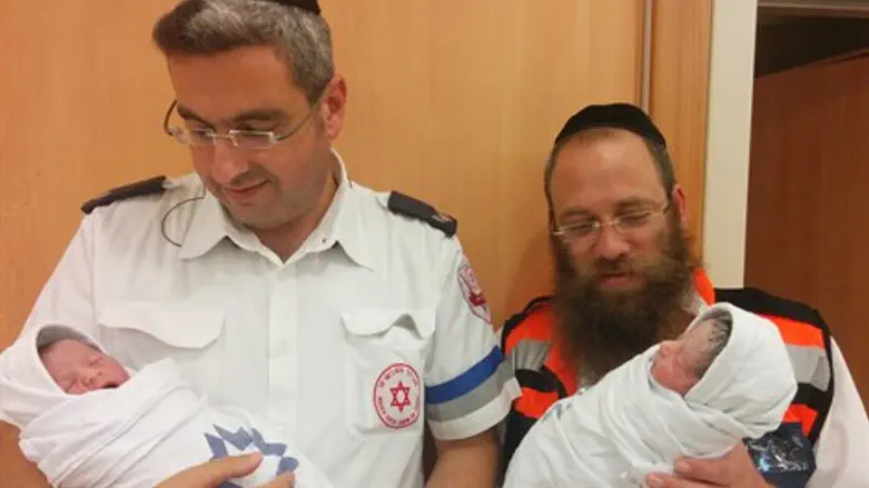 מנדי כהן ומני שטרית