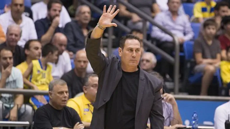 זה לא אתה, זו הרצפה העקומה