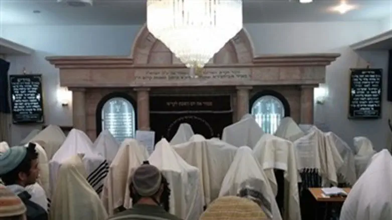 Ayelet Hashahar synagogue.