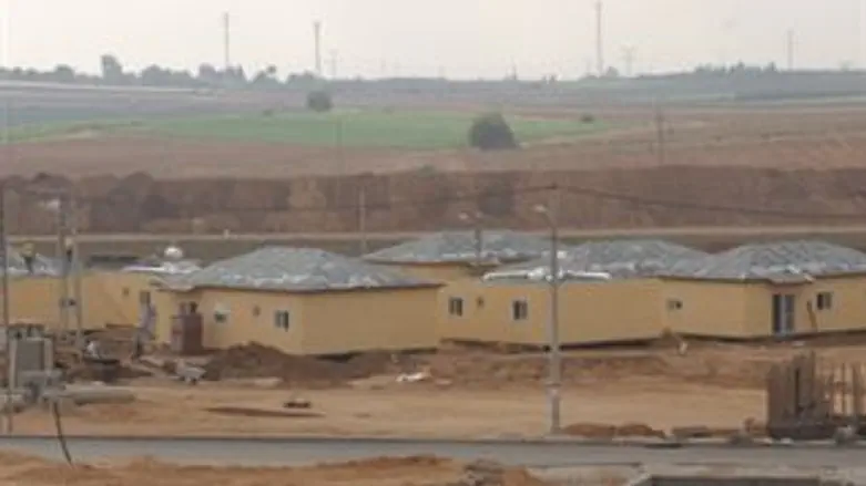 בתי המפונים בכרמיה