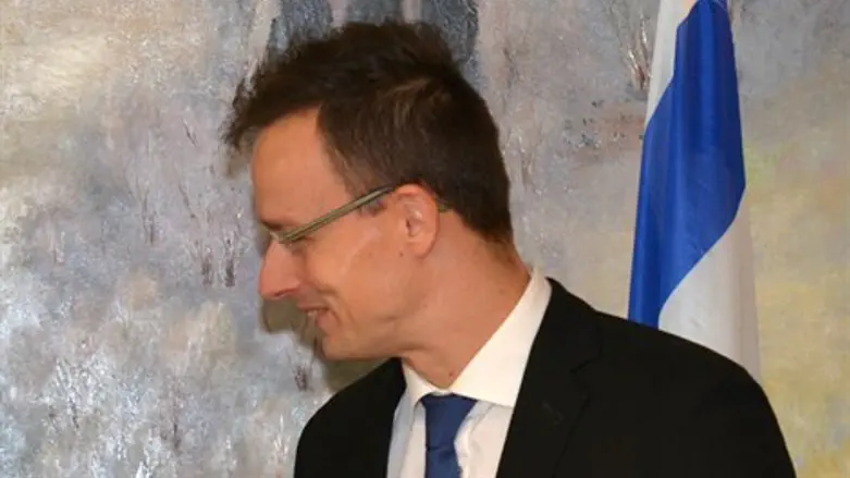 שר החוץ ההונגרי. היום