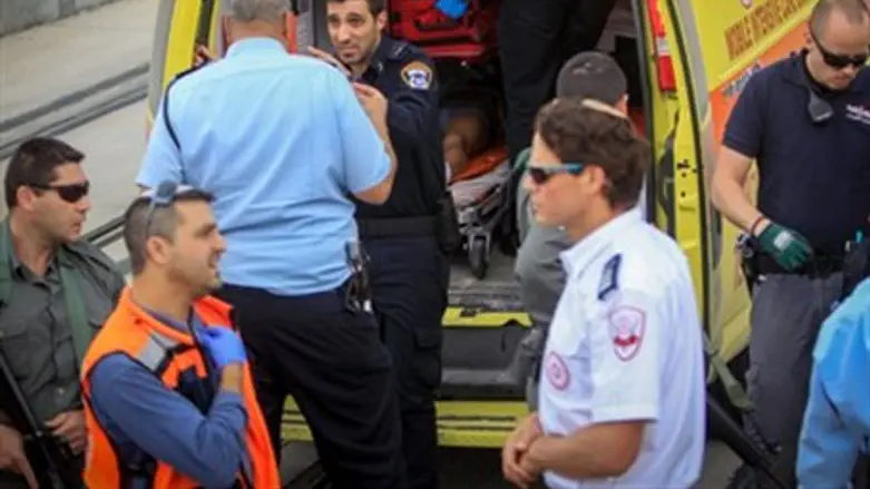 Оказание помощи после теракта (Иллюстрация)