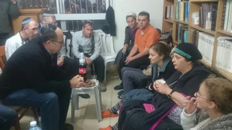 Ya'alon with Litman family