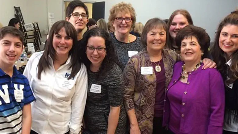 Naomi and the bloggers