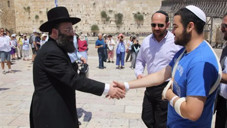 Raz Bibi at the Kotel (file)