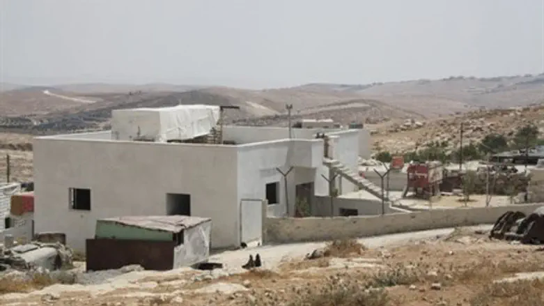 Illegal Arab building (file)