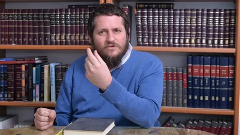 "הבנתי שהשליחות שלי היא בציבור הדתי-לאומי, שאותו אני מכיר, חי ונושם". הרב משה שילת