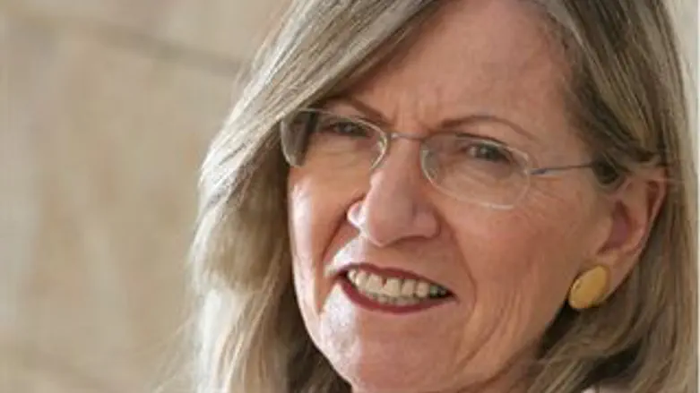 נמשיך לחקור. דומיניסיני