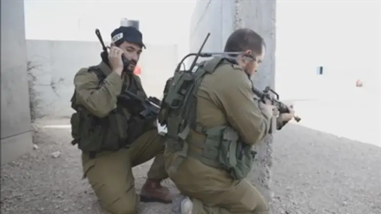 Военные учения. Иллюстрация 