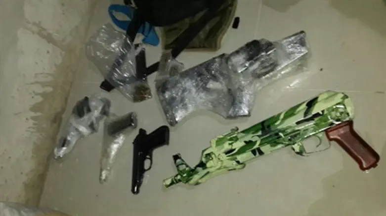 אמצעי הלחימה שנתפסו