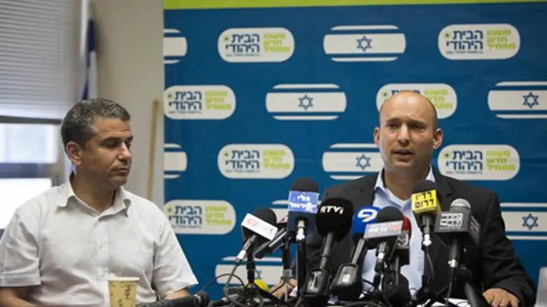 לבטל את השיריונים? בנט ומגל