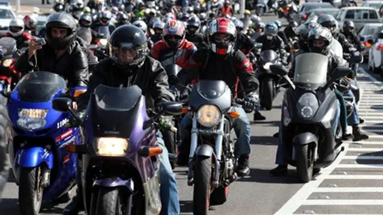 למצולמים אין קשר לאמור בכתבה