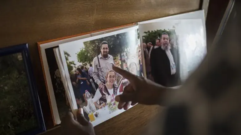 Супруги Эйтан и Наама Хенкин (הי"ד)