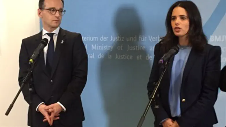 השרה שקד עם שר המשפטים הגרמני