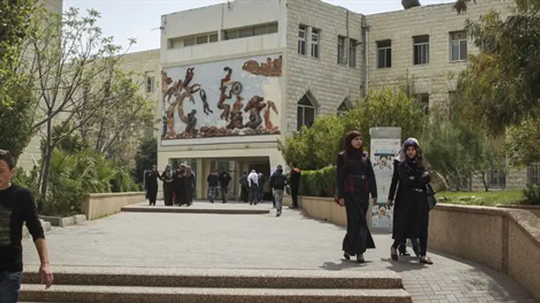 אוניברסיטת אל קודס בשגרה. ארכיון (למצולמים אין קשר לאמור בכתבה)