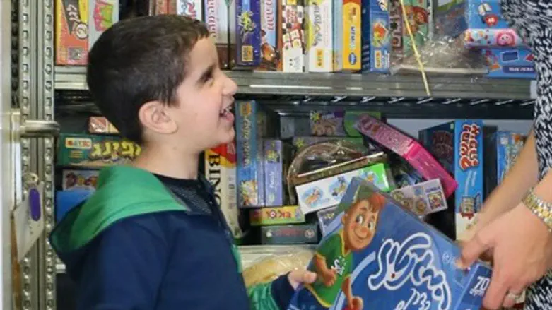 העידו בניסטי