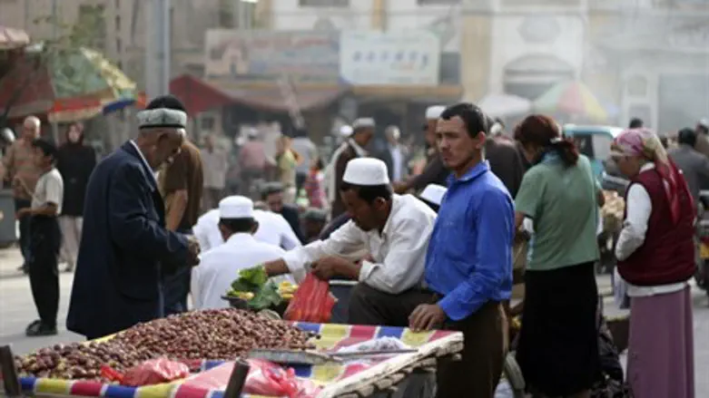 Chinese Uyghur Muslims in Xinjiang (illustration)