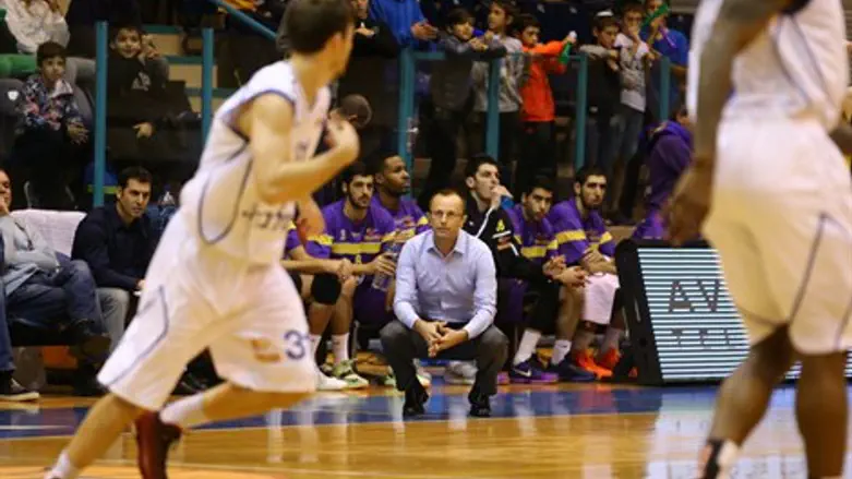 שמיר הערב. לא יכול לקחת הרבה מהמשחק הערב