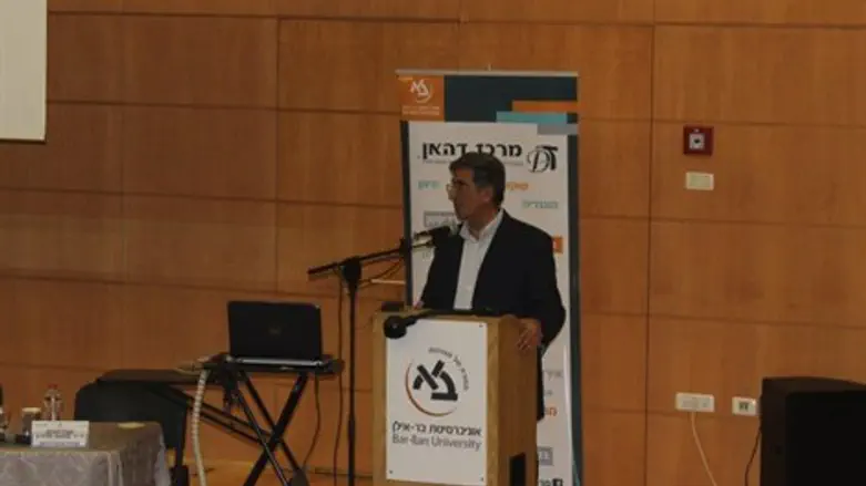 מקשים. ד"ר אוחיון