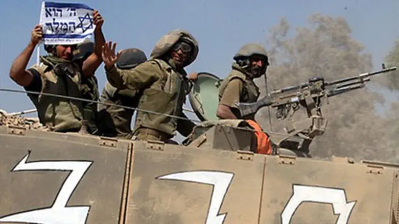 Soliders in Protective Edge