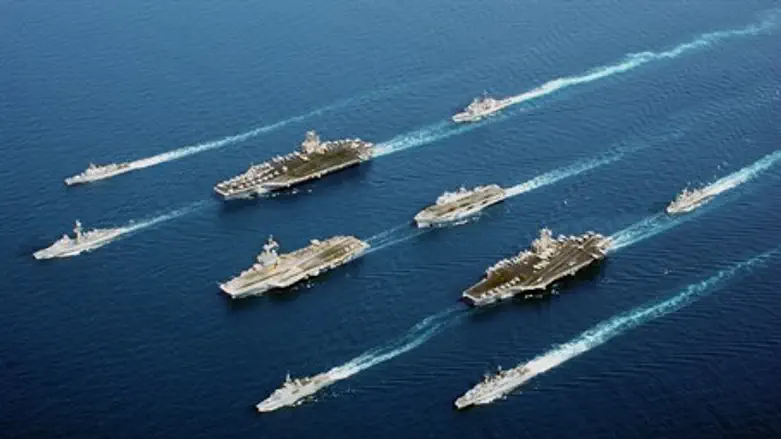 American warships (file)
