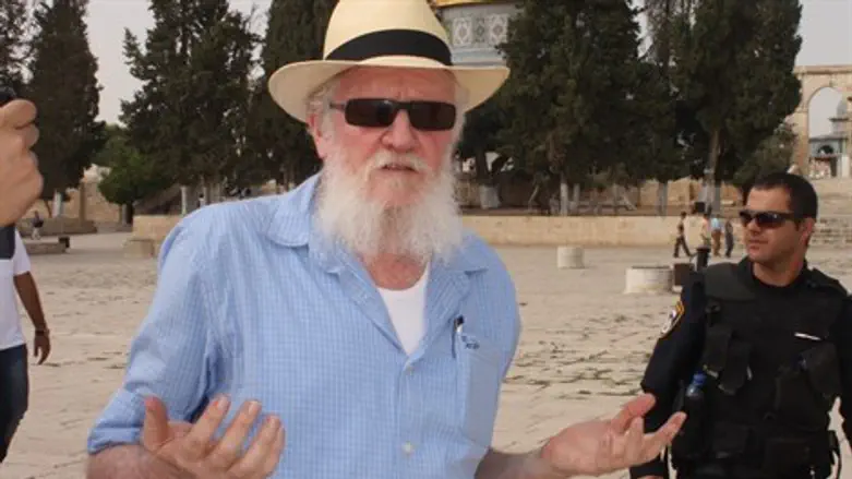 הנפת יד אסורה? עציון בהר הבית