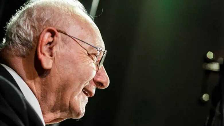 מוריס אלמדיוני