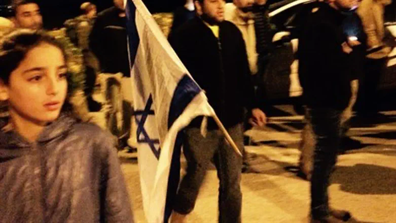 Дорога раздора возле Авней-Хефец