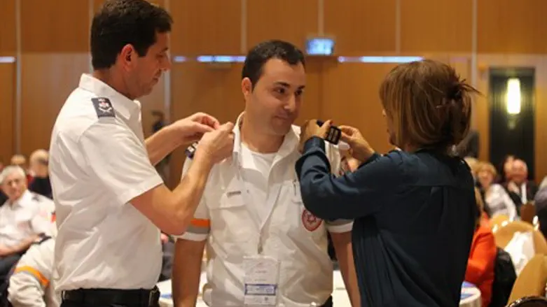 פאראמדיק מד"א עידן לביא