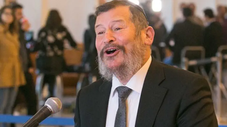 אורי לופוליאנסקי בבית המשפט