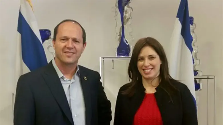 חוטובלי וברקת. היום