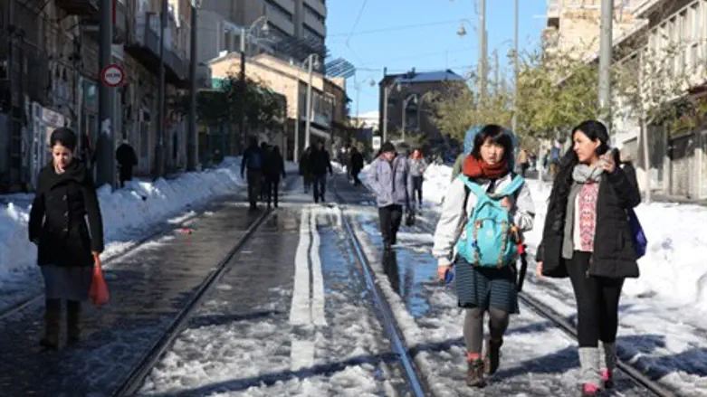 Jerusalem post-snowstorm, December 2013