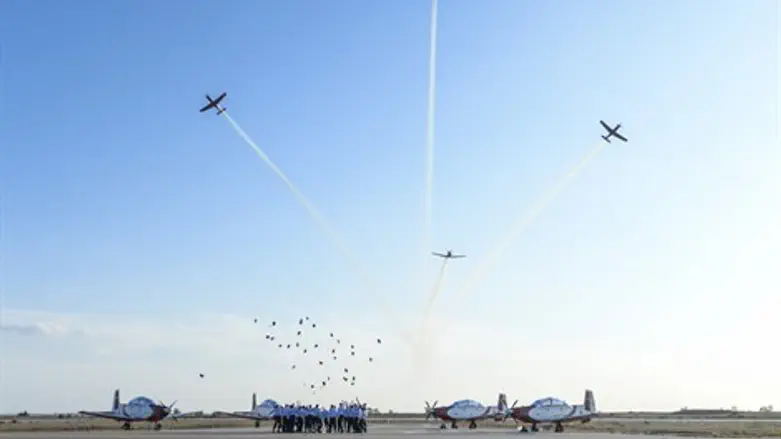 טקס סיום קורס הטיס