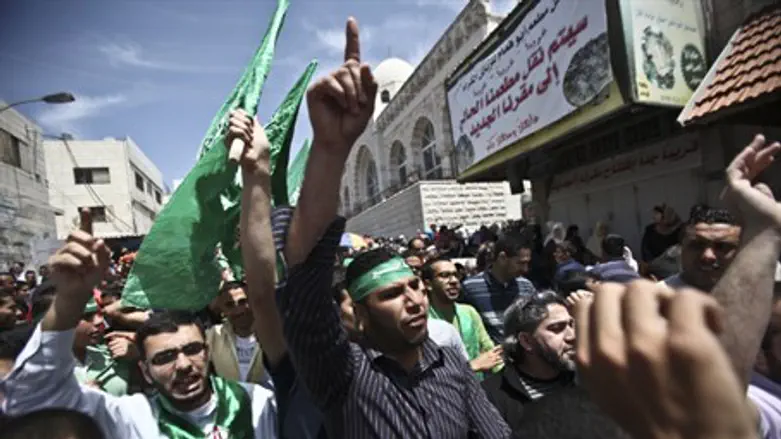 Returning terrorists' bodies