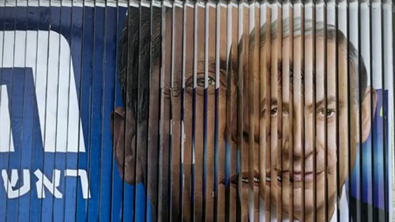 Yitzhak Herzog and Binyamin Netanyahu in elections ads