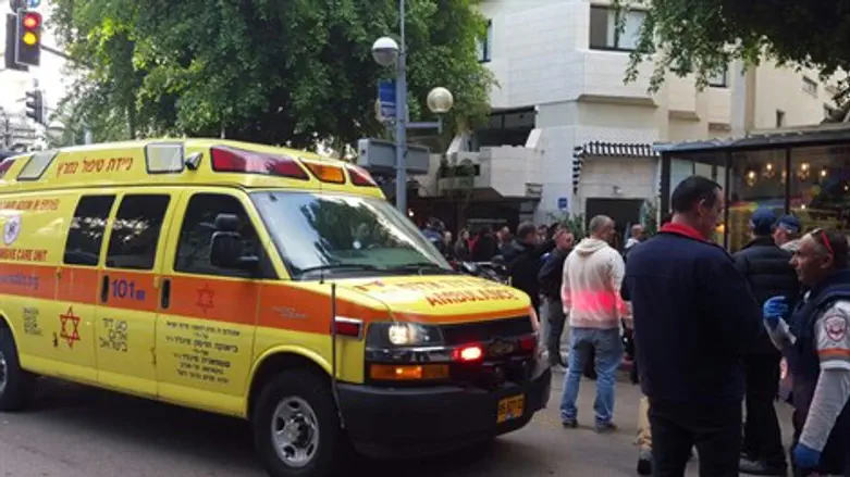 ירי בתל אביב