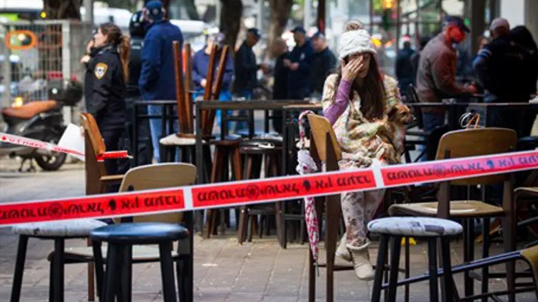 На месте стрельбы в Тель-Авиве