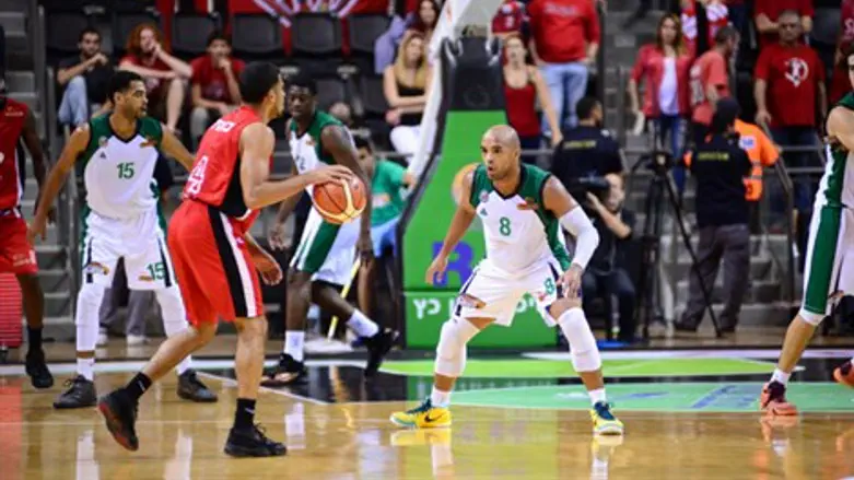 חיפה מול הפועל ת"א בסיבוב הקודם