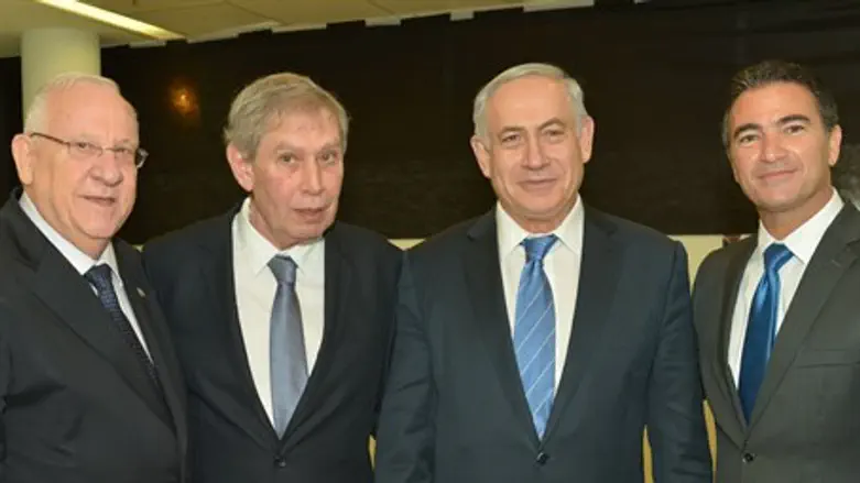 נתניהו ורבלין עם ראש המוסד היוצא והנכנס