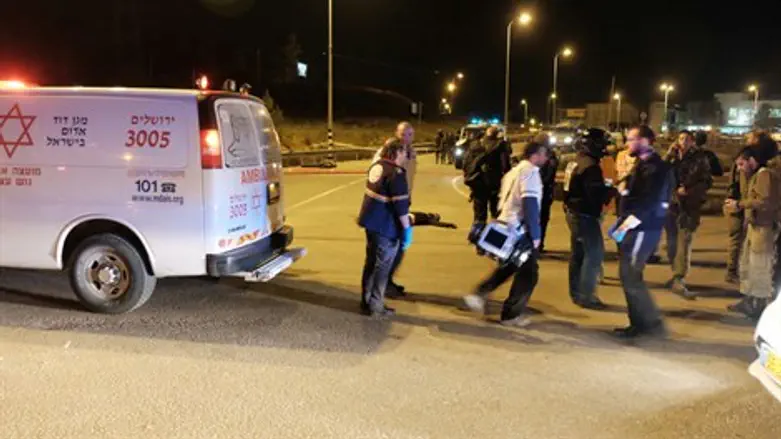 צומת הגוש, הערב